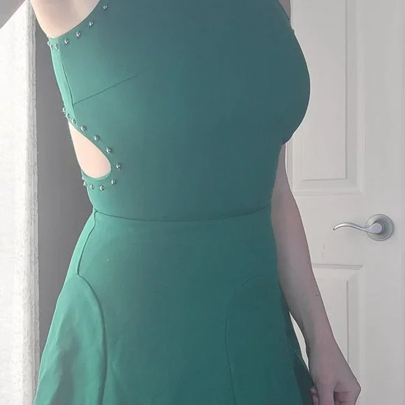 Adelyn Rae Dress - Picture 4 of 6